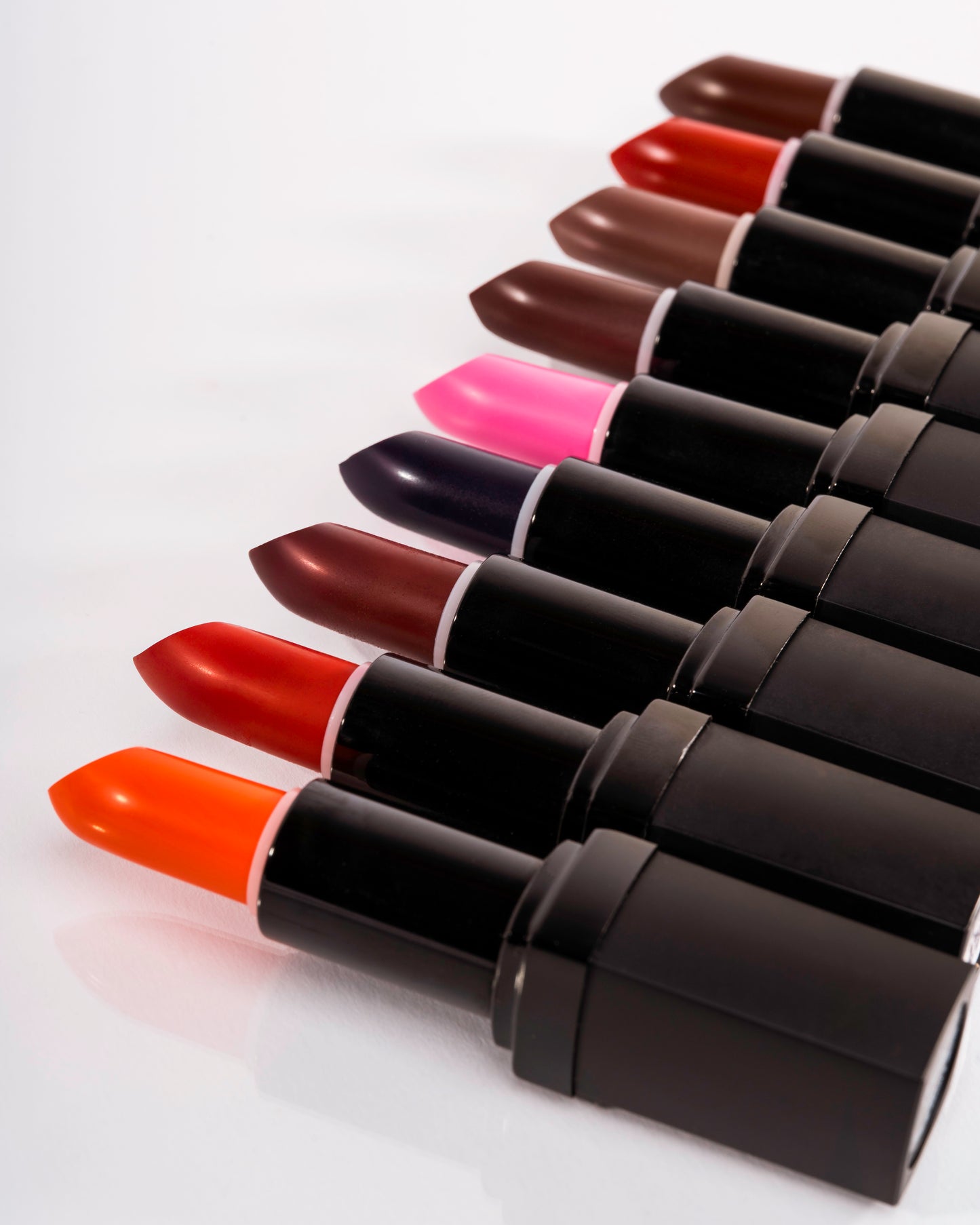 CREME LIPSTICK AND MATTE EXTREME